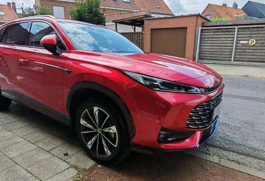 MG HS 1.5 T-GDi Luxury Luxury