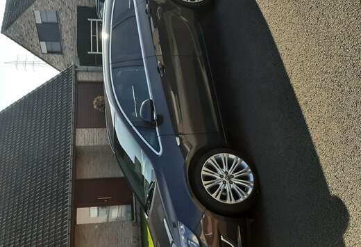 Opel 1.4 Turbo Sports Tourer Selection
