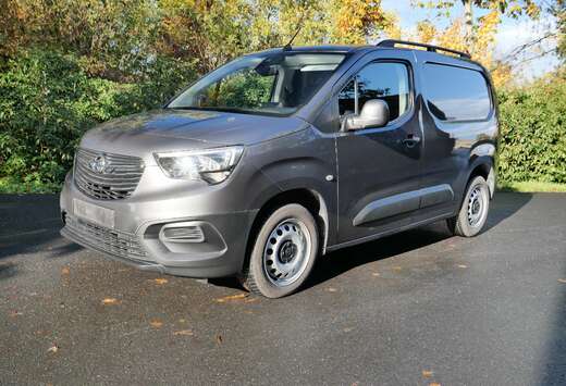 Opel Cargo Edition 130PK