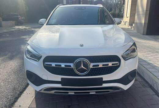 Mercedes-Benz e PHEV Business Solution