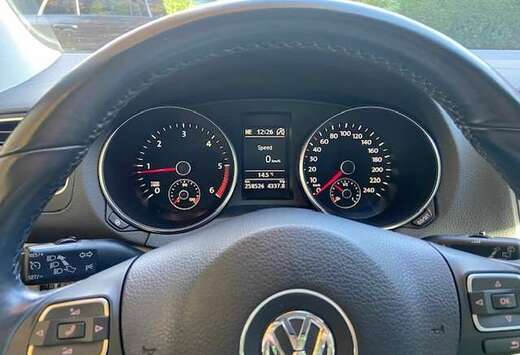 Volkswagen Golf 1.6 TDI DPF Highline