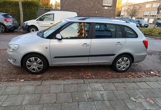 Skoda 1.2 HTP Combi Elegance