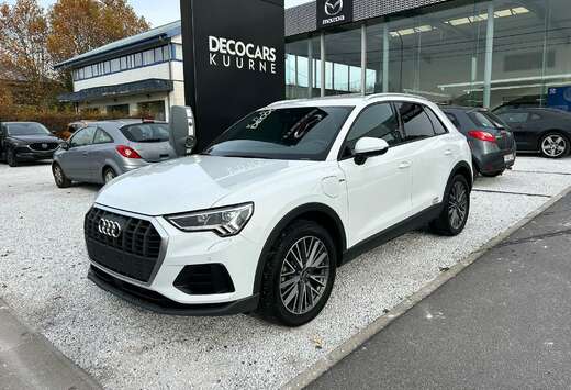 Audi Q3 TFSIe S line PHEV/ Carplay/ DAB/ LED/ Trekhaa ...