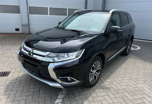 Mitsubishi Outlander 2.0i CVT 7 plaatsen