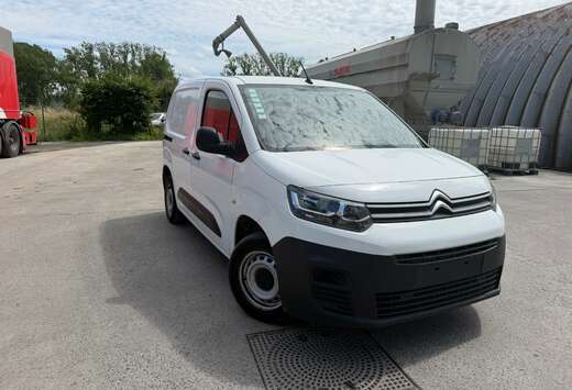 Citroen 1.5 BlueHDi M Light Club S/S (6.2)