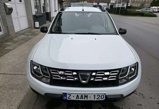 Dacia 1.6 16V 105 4x2 Laureate et 1 an de garantie