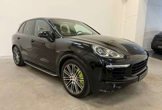 Porsche Hybrid Tiptronic S/Chrono/Luchtvering/Pano/Bo ...
