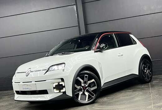 Renault E-Tech Techno Comfort Range 2025