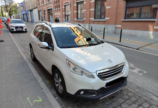 Peugeot 2008 1.2i PureTech Allure