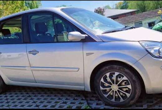 Renault Scenic 1.9 dCi Privilège FAP