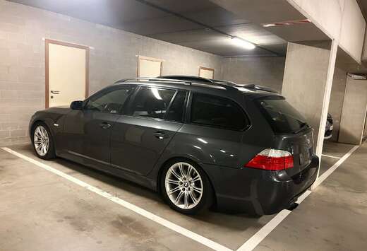 BMW Touring 523iA