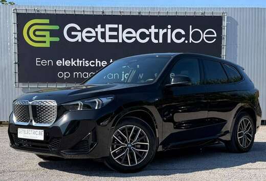 BMW iX1 66.5 kWh xDrive30