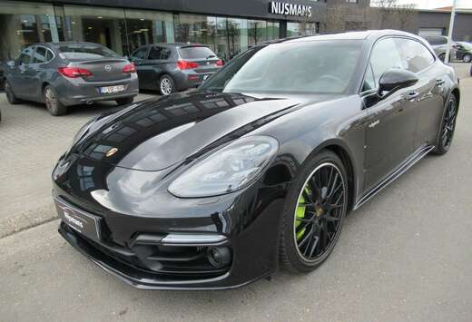 Porsche 4 e-Hybrid Sport Turismo-Innodrive-Leder-Pano ...