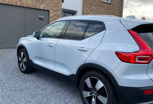 Volvo XC40+D3+Momentum+Pro