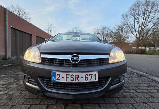 Opel Astra TwinTop 1.6i Cosmo