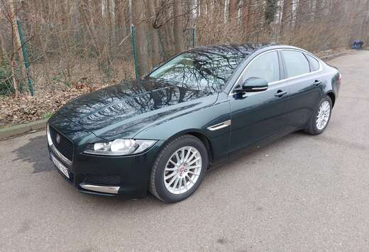 Jaguar XF 2.0 D AWD Prestige