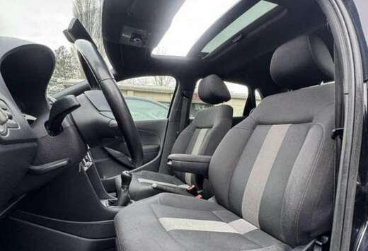 Volkswagen 1.2i Black Edition