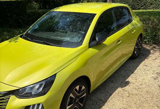 Peugeot 208 1.4i Allure