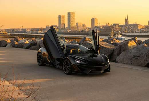 McLaren Full Service * Belgian Car * Lift system * B& ...
