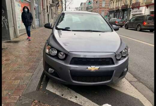 Chevrolet hatchback 1.4i LTZ PROBL7ME BOîTE DE VITES ...