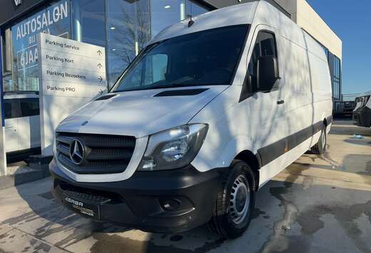 Mercedes-Benz 2.2 L3H2 3pl.