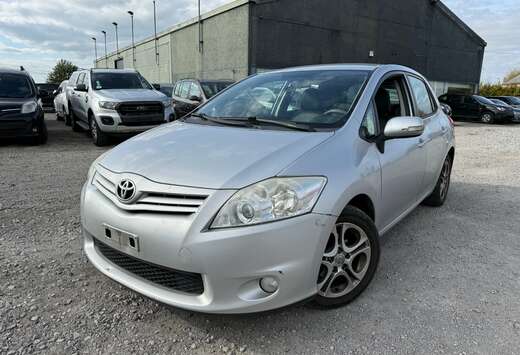 Toyota Auris 1.33i VVT-i Executive