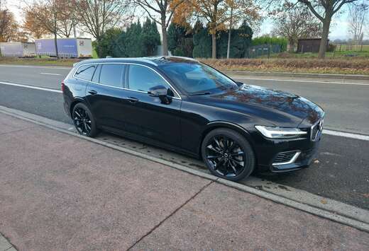 Volvo 2.0 T6 AWD PHEV Inscription Expression 1EIG.