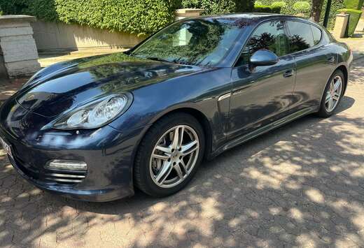 Porsche Panamera 3.0 D V6 DPF Tiptronic