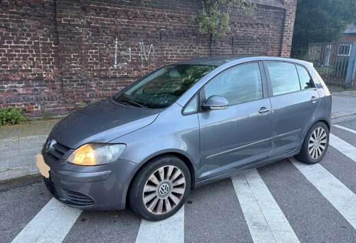 Volkswagen 1.9 TDi 2007 km239100 voiture demare roule ...