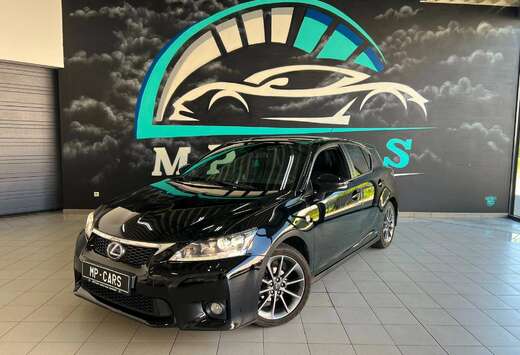 Lexus CT 200h 1.8i Line E-CVT