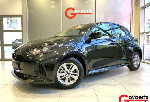 Mazda 1.5L Hybrid VVT-i 116 pk Centre-line CVT