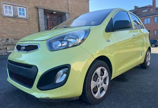 Kia Picanto 1.0i