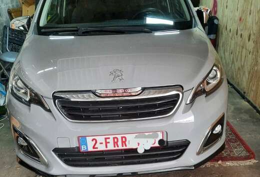 Peugeot PureTech 82 Top Style