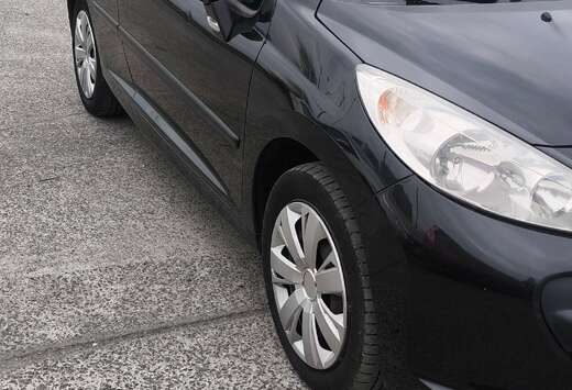 Peugeot 1600 essence 164000 km boîte automatique