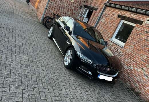 Jaguar 2.0 D R-Sport