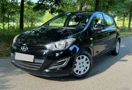 Hyundai 1.2i AIRCO - 5DEURS - 75DKM