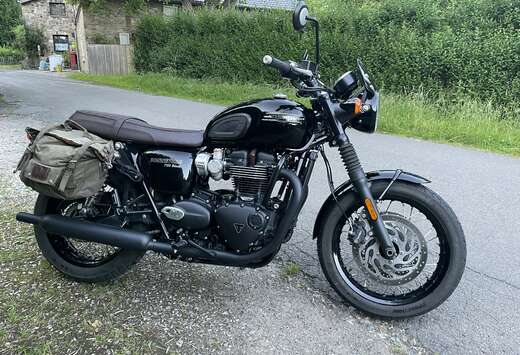 Triumph Black
