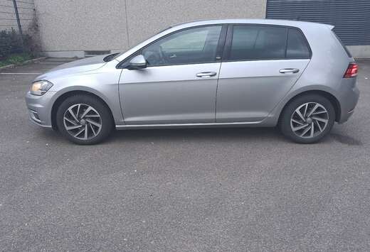 Volkswagen Golf 1.0 TSI BMT Sound