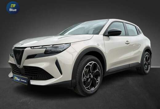 Alfa Romeo e-Junior Elettrica - 54 kWh CARPLAY - FULL ...