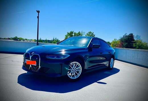 BMW eDrive40 Gran Coupe/83.9 kWh/HUD/Active Cruise Co ...