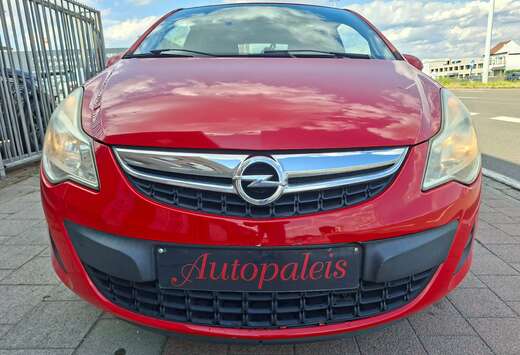 Opel Corsa 1.0i Essentia  63 000km!