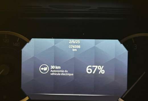 Land Rover Evoque P300e R-Dynamic SE AWD