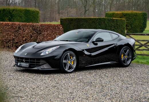 Ferrari Low Mileage / Like New / New Service