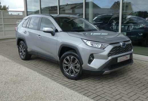 Toyota HYBRID Dynamic Plus +Trekhaak Dodehoek Carplay