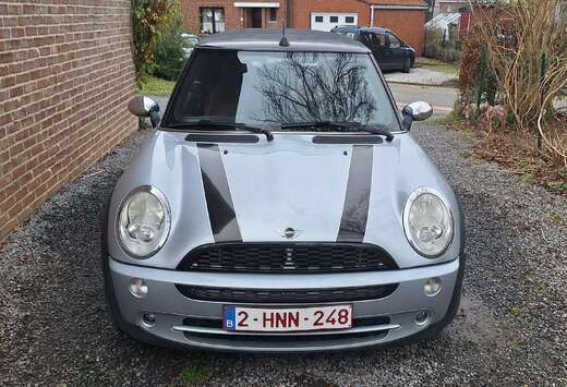 MINI Mini Cabriolet 1.6i 16v Cooper