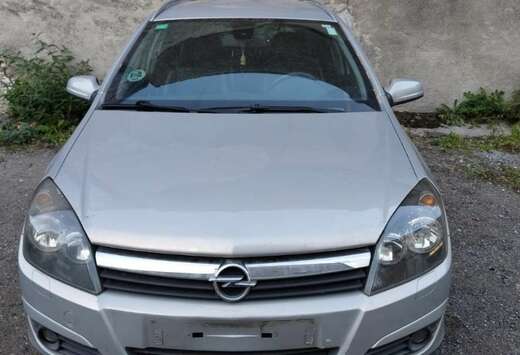 Opel SW 1.9 DTL CDTi Cosmo