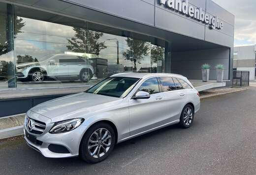 Mercedes-Benz AVANT GARDE TREKHAAK LED COMAND PTS