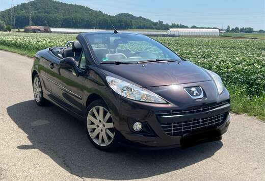 Peugeot 90.000km / Cabrio / Cuir / Siege Chauffant