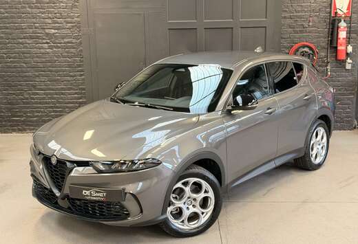 Alfa Romeo 1.3 T MultiAir Ibrida Plug-In Q4 Sprint