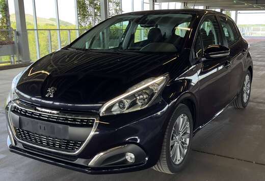 Peugeot 1.2 Puretech Signature - 73.000km - Carplay